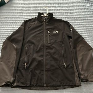 Mountain Hardwear black Softshell Men Size L
